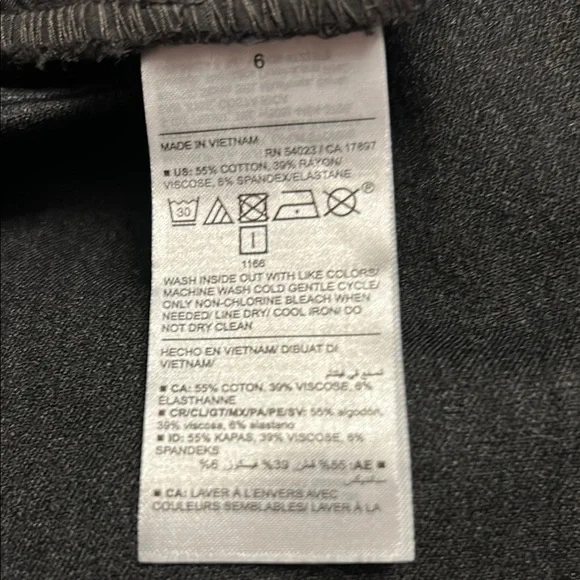 Old Navy High-Rise Pixie Flare Pants - Dark Gray - Picture 3 of 4